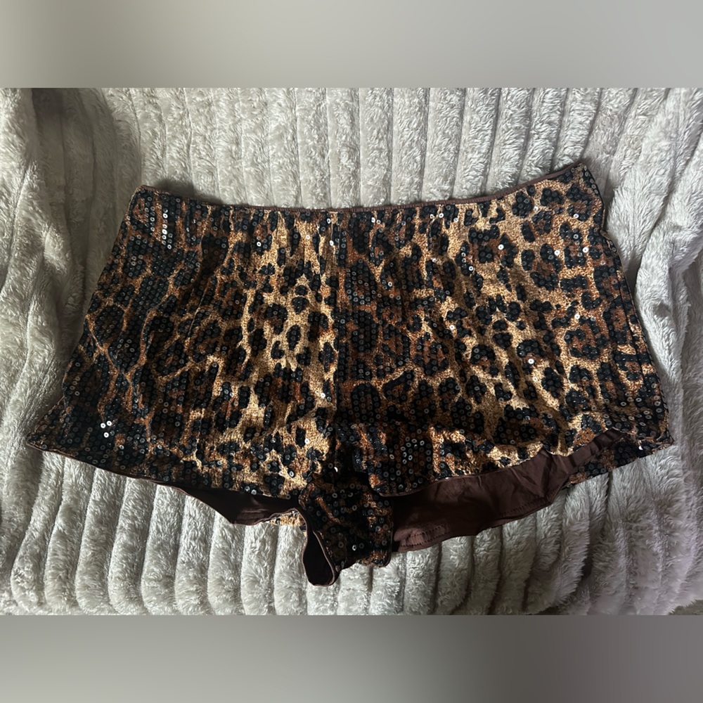 Leopard Print Sequin Women Shorts